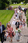 <b>Fler gäster</b><br>Mot brudskålen.<br>Tagen 15:56 den 07 augusti 2010 av Karl-Petter Åkesson