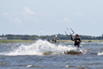 <b>Simon kitesurfar</b><br><br>Tagen 16:30 den 20 juni 2009 av Karl-Petter Åkesson