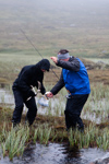 Men ingen sten i närheten, man tager vad man haver; ett styck renhorn att avliva fisken med.<br>Tagen 13:50 den 26 juli 2009